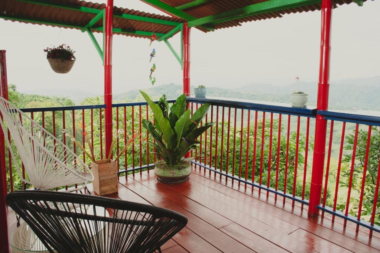Вилла Hacienda Boutique Santa Rosanna Санта-Роса-де-Кабаль Экстерьер фото